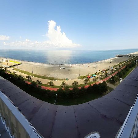 Beautiful House By The Sea Lägenhet Batumi Exteriör bild