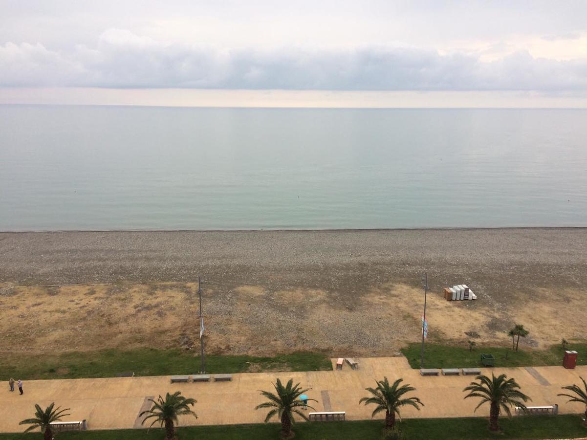 Beautiful House By The Sea Lägenhet Batumi Exteriör bild